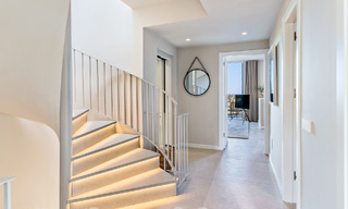 Maison élégamment rénovée à vendre, adjacente au terrain de golf de La Quinta à Benahavis - Marbella 62836 