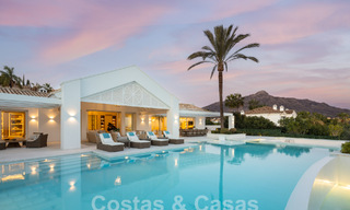 Villa de luxe sophistiquée avec vue panoramique sur la mer à vendre à Nueva Andalucia, Marbella 62763 
