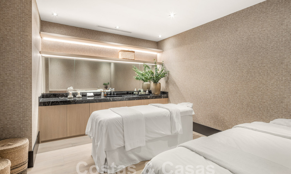 Villa de luxe sophistiquée avec vue panoramique sur la mer à vendre à Nueva Andalucia, Marbella 62790