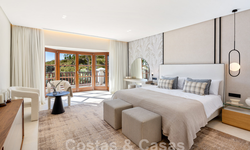 Maison méditerranéenne luxueusement rénovée à vendre dans un quartier résidentiel fermé exclusif sur le Golden Mile de Marbella 62740