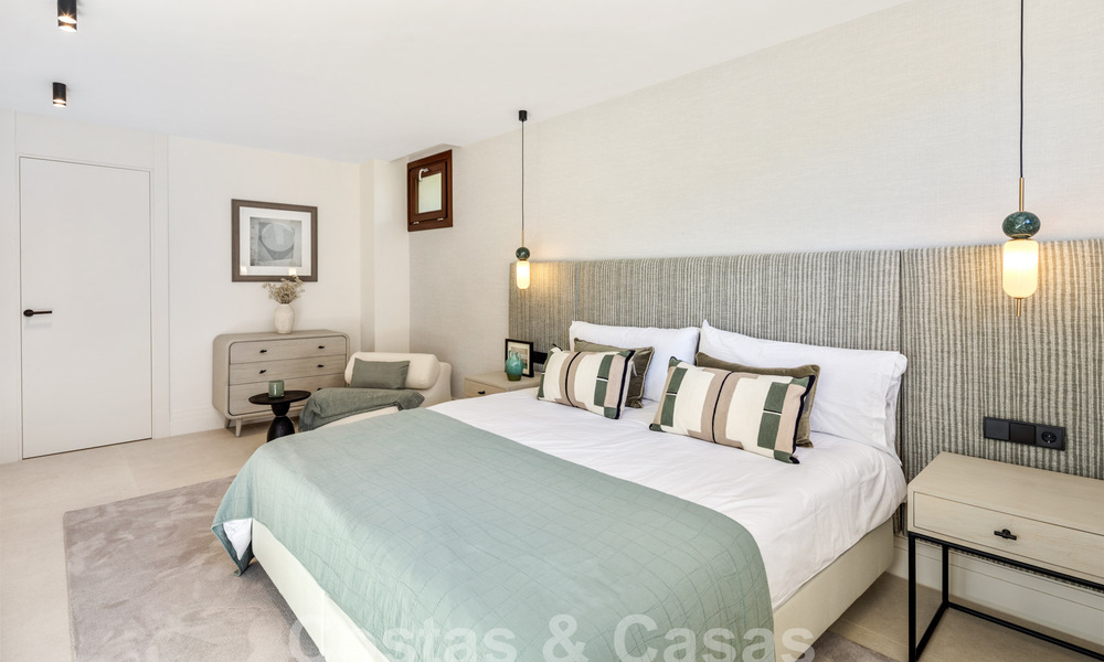 Maison méditerranéenne luxueusement rénovée à vendre dans un quartier résidentiel fermé exclusif sur le Golden Mile de Marbella 62744