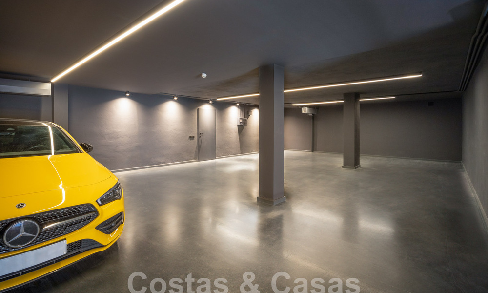 Maison méditerranéenne luxueusement rénovée à vendre dans un quartier résidentiel fermé exclusif sur le Golden Mile de Marbella 62747