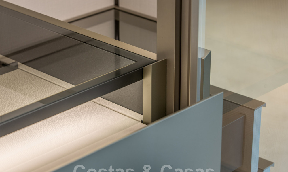 Villas de luxe prêtes à emménager, à vendre dans un nouveau complexe innovant composé de 12 villas sophistiquées avec vue sur la mer, sur le Golden Mile de Marbella 62696