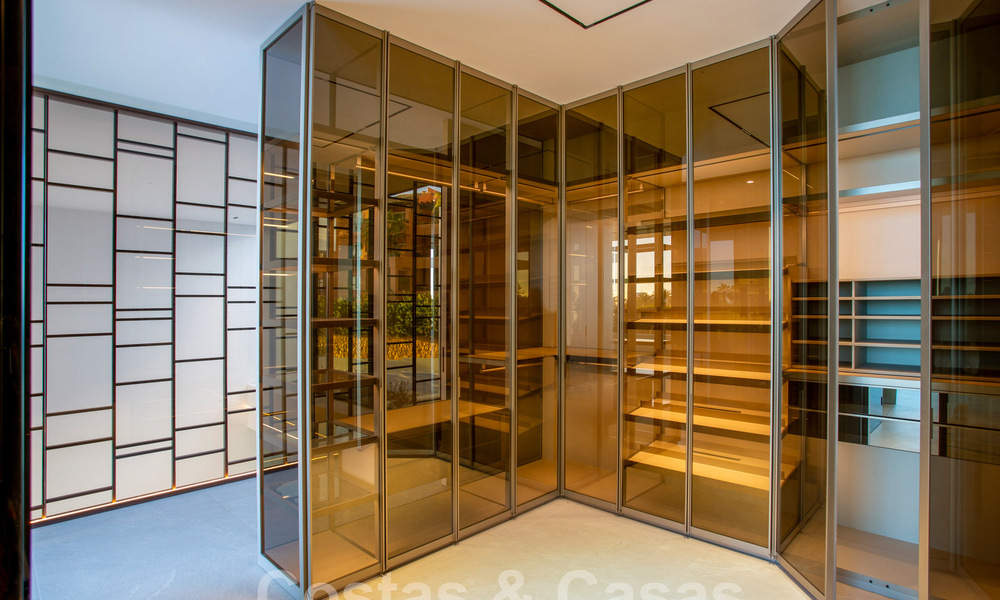 Villas de luxe prêtes à emménager, à vendre dans un nouveau complexe innovant composé de 12 villas sophistiquées avec vue sur la mer, sur le Golden Mile de Marbella 62698