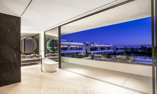 Revente! Villas de luxe prêtes à emménager, à vendre dans un nouveau complexe innovant composé de 12 villas sophistiquées avec vue sur la mer, sur le Golden Mile de Marbella 62704 