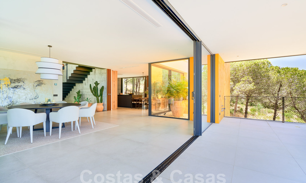 Villa design à l'architecture avant-gardiste à vendre dans une zone verte de Sotogrande, Costa del Sol 62853