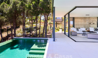 Villa design à l'architecture avant-gardiste à vendre dans une zone verte de Sotogrande, Costa del Sol 62855 