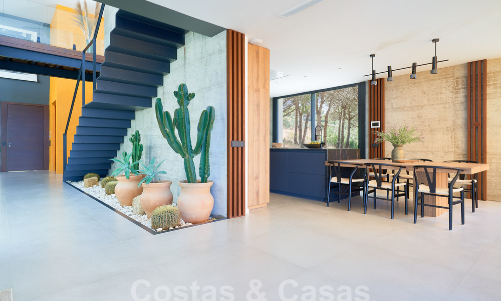 Villa design à l'architecture avant-gardiste à vendre dans une zone verte de Sotogrande, Costa del Sol 62858
