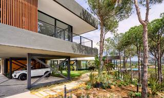 Villa design à l'architecture avant-gardiste à vendre dans une zone verte de Sotogrande, Costa del Sol 62863 