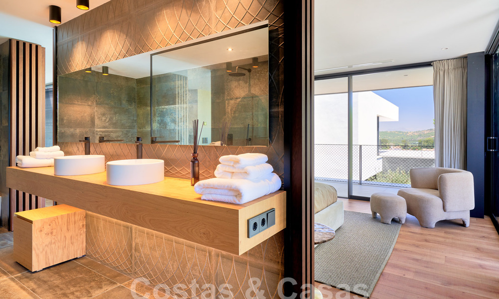 Villa design à l'architecture avant-gardiste à vendre dans une zone verte de Sotogrande, Costa del Sol 62882