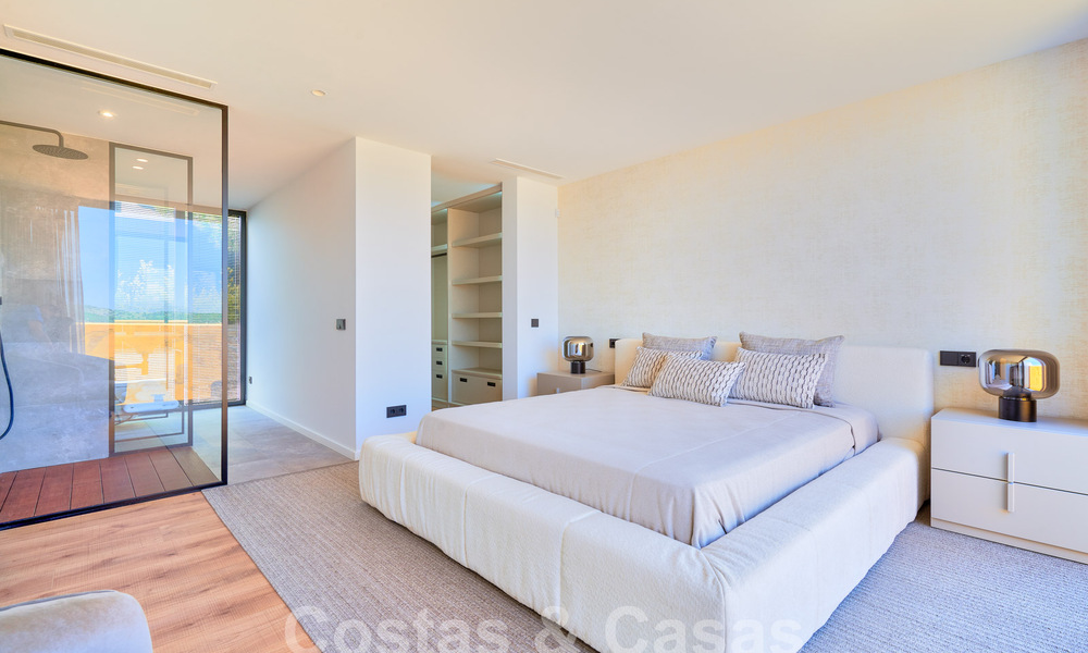 Villa design à l'architecture avant-gardiste à vendre dans une zone verte de Sotogrande, Costa del Sol 62889