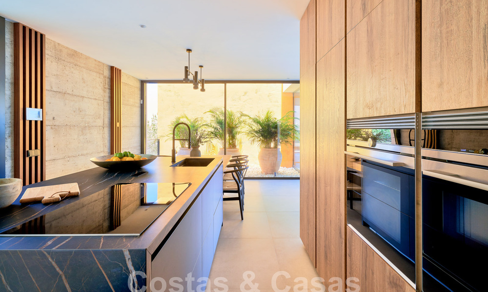 Villa design à l'architecture avant-gardiste à vendre dans une zone verte de Sotogrande, Costa del Sol 62893