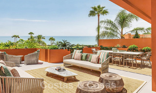Spacieux penthouse de luxe à vendre avec 4 chambres et vue sur la mer dans un complexe balnéaire à Marbella Est 62850 