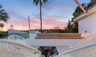Villa de luxe moderne à vendre avec architecture méditerranéenne contemporaine située á Nueva Andalucia, Marbella 62988 