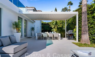 Villa de luxe moderne à vendre avec architecture méditerranéenne contemporaine située á Nueva Andalucia, Marbella 63001 