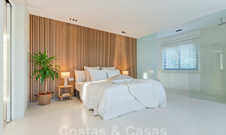 Villa de luxe moderne à vendre avec architecture méditerranéenne contemporaine située á Nueva Andalucia, Marbella 63016 