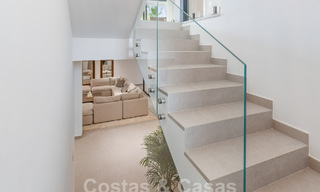 Villa moderne de luxe, prête à être emménagée, à vendre dans un complexe golfique protégé sur le nouveau Golden Mile, Marbella - Estepona 62920 