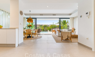 Villa moderne de luxe, prête à être emménagée, à vendre dans un complexe golfique protégé sur le nouveau Golden Mile, Marbella - Estepona 62929 