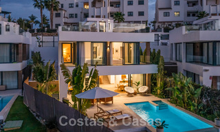 Villa moderne de luxe, prête à être emménagée, à vendre dans un complexe golfique protégé sur le nouveau Golden Mile, Marbella - Estepona 62934 