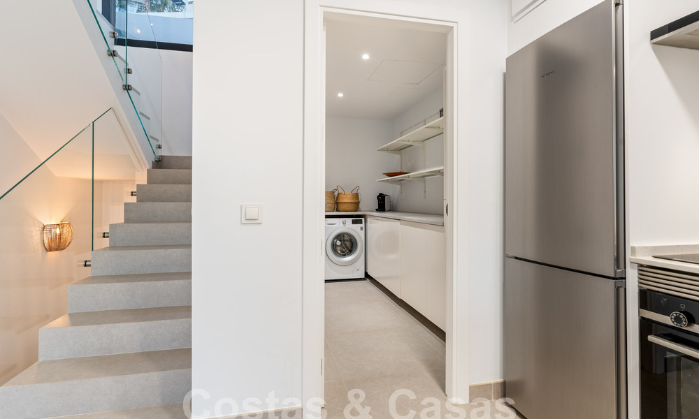 Villa moderne de luxe, prête à être emménagée, à vendre dans un complexe golfique protégé sur le nouveau Golden Mile, Marbella - Estepona 62936