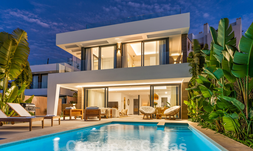 Villa moderne de luxe, prête à être emménagée, à vendre dans un complexe golfique protégé sur le nouveau Golden Mile, Marbella - Estepona 62939