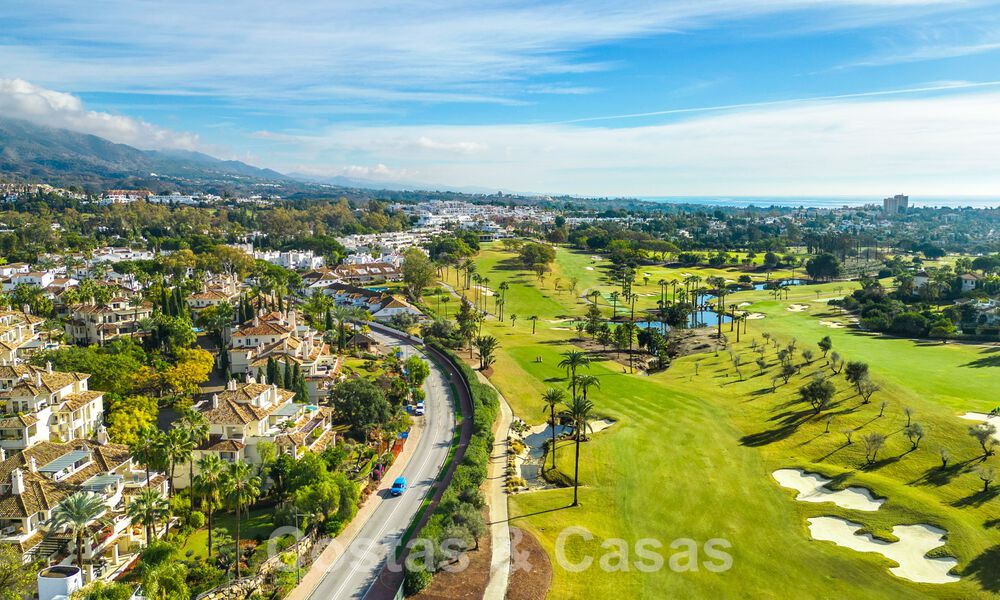 Spacieux et luxueux penthouse de 4 chambres à vendre dans un complexe de golf de première ligne à Nueva Andalucia, Marbella 63049