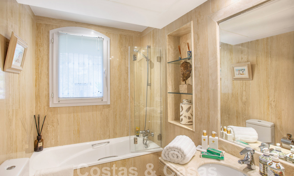 Spacieux et luxueux penthouse de 4 chambres à vendre dans un complexe de golf de première ligne à Nueva Andalucia, Marbella 63066