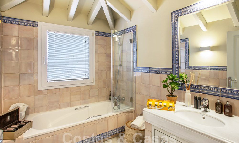 Spacieux et luxueux penthouse de 4 chambres à vendre dans un complexe de golf de première ligne à Nueva Andalucia, Marbella 63071