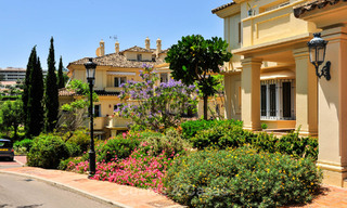 Spacieux et luxueux penthouse de 4 chambres à vendre dans un complexe de golf de première ligne à Nueva Andalucia, Marbella 63117 
