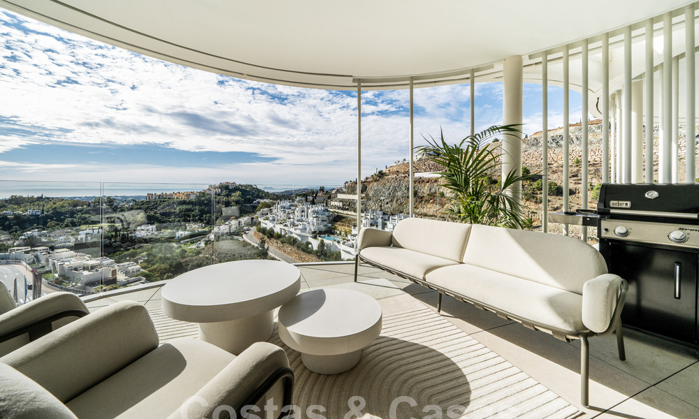 Appartement moderne de première classe à vendre, avec vue sur la mer, le golf et les montagnes à Benahavis - Marbella 63144