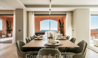 Appartement de luxe à vendre avec un intérieur moderne dans une complexe de luxe dans la vallée du golf de Nueva Andalucia, Marbella 63263 