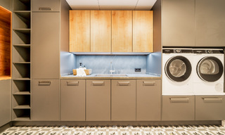 Appartement de luxe à vendre avec un intérieur moderne dans une complexe de luxe dans la vallée du golf de Nueva Andalucia, Marbella 63267 