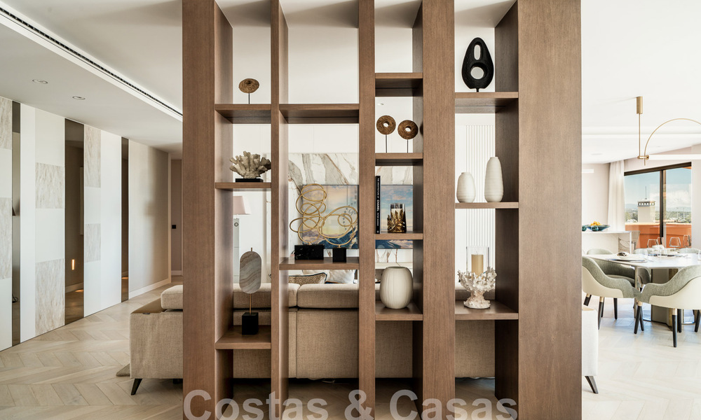 Appartement de luxe à vendre avec un intérieur moderne dans une complexe de luxe dans la vallée du golf de Nueva Andalucia, Marbella 63295