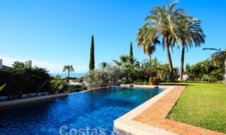 Villa andalouse de luxe à vendre dans le quartier résidentiel exclusif de Sierra Blanca sur le Golden Mile de Marbella 63112 