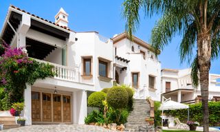 Villa méditerranéenne de luxe avec vue sur la mer à vendre dans un environnement de golf près du centre d'Estepona 63341 