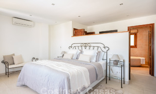 Villa méditerranéenne de luxe avec vue sur la mer à vendre dans un environnement de golf près du centre d'Estepona 63355 