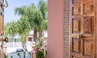 Villa méditerranéenne de luxe avec vue sur la mer à vendre dans un environnement de golf près du centre d'Estepona 63362 