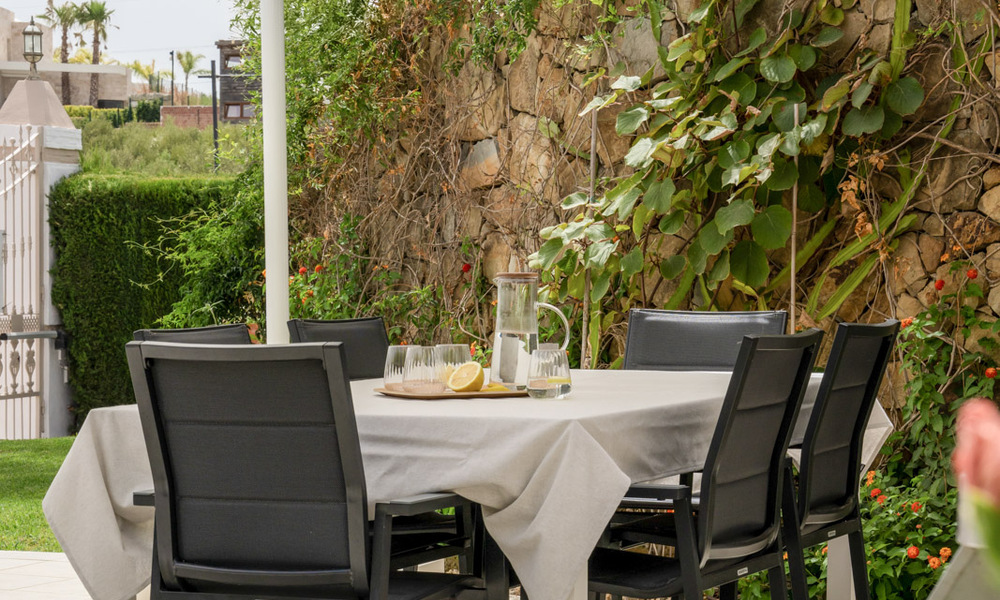 Villa méditerranéenne de luxe avec vue sur la mer à vendre dans un environnement de golf près du centre d'Estepona 63384