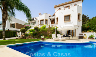 Villa méditerranéenne de luxe avec vue sur la mer à vendre dans un environnement de golf près du centre d'Estepona 63385 