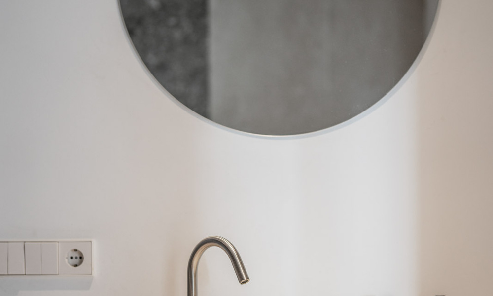 Luxueux penthouse en duplex avec intérieur contemporain à vendre, en première ligne de golf dans la vallée du golf de Nueva Andalucia, Marbella 63320