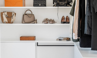 Luxueux penthouse en duplex avec intérieur contemporain à vendre, en première ligne de golf dans la vallée du golf de Nueva Andalucia, Marbella 63327 