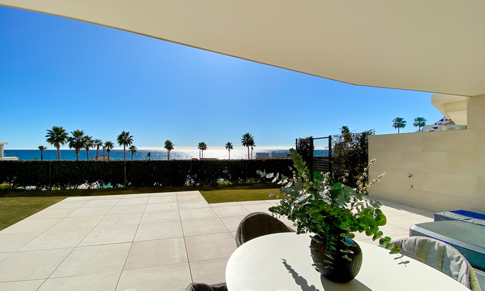 Appartement moderne avec jardin à vendre avec vue sur la mer dans un complexe balnéaire de luxe sur le nouveau Golden Mile, Marbella – Estepona 63417