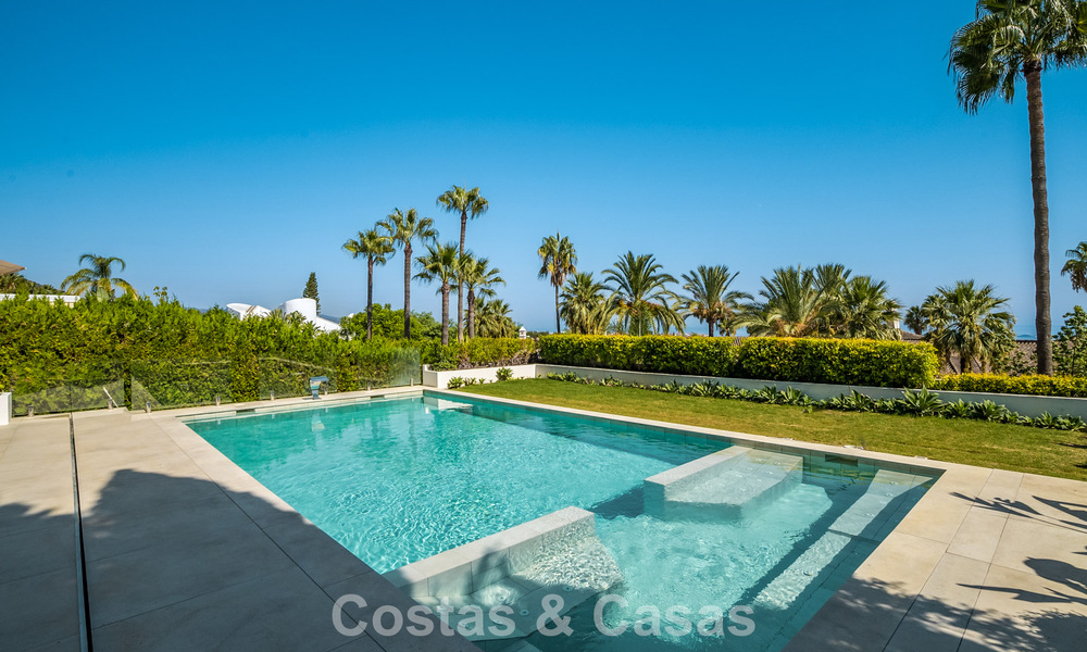 Villa de luxe contemporaine rénovée à vendre avec vue sur la mer à Sierra Blanca sur le Golden Mile de Marbella 63518