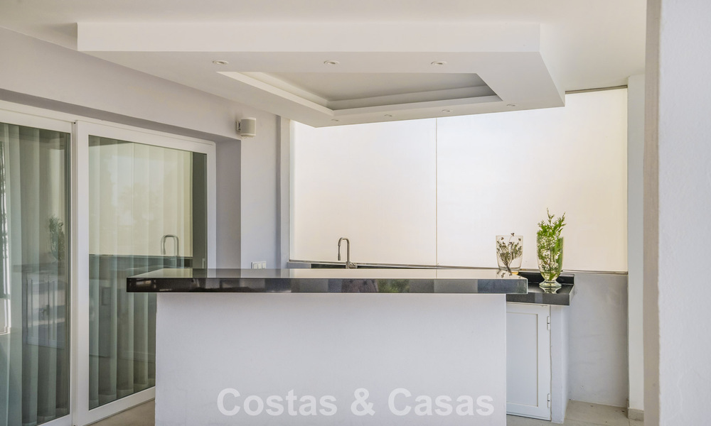 Villa de luxe contemporaine rénovée à vendre avec vue sur la mer à Sierra Blanca sur le Golden Mile de Marbella 63523