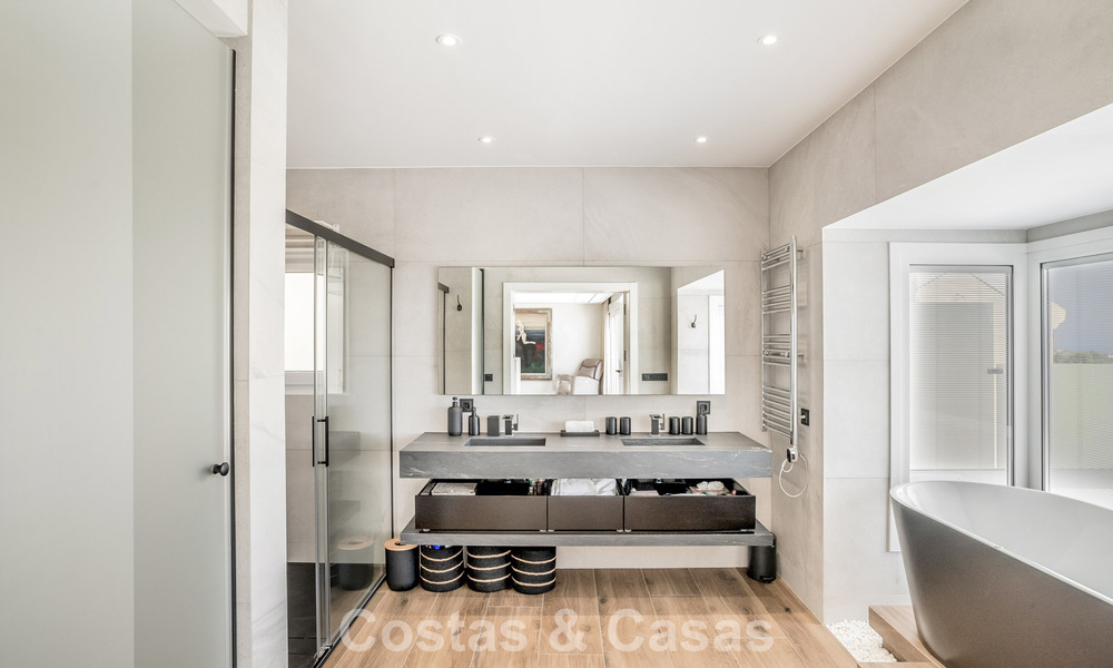 Villa de luxe contemporaine rénovée à vendre avec vue sur la mer à Sierra Blanca sur le Golden Mile de Marbella 63534