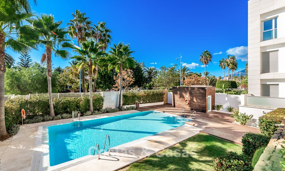 Penthouse moderne près de la mer avec 3 chambres à vendre dans un complexe contemporain à San Pedro, Marbella 63627