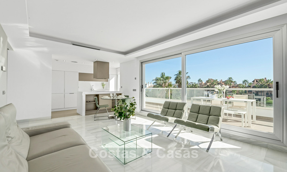 Penthouse moderne près de la mer avec 3 chambres à vendre dans un complexe contemporain à San Pedro, Marbella 63637