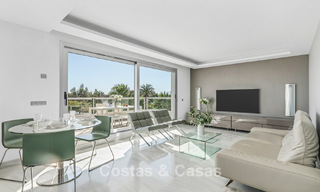 Penthouse moderne près de la mer avec 3 chambres à vendre dans un complexe contemporain à San Pedro, Marbella 63638 