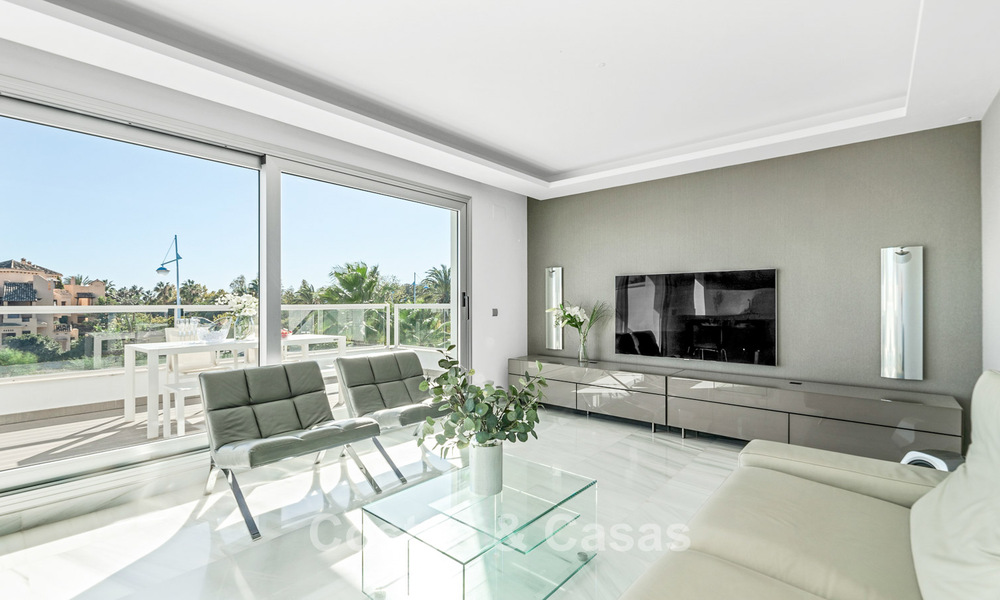 Penthouse moderne près de la mer avec 3 chambres à vendre dans un complexe contemporain à San Pedro, Marbella 63639