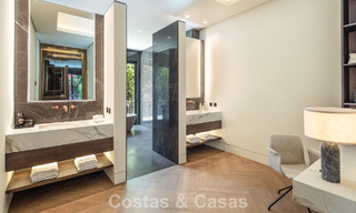 Spacieuse villa de luxe à vendre avec vue sur la mer et commodités 5 étoiles sur le Golden Mile de Marbella 63670 